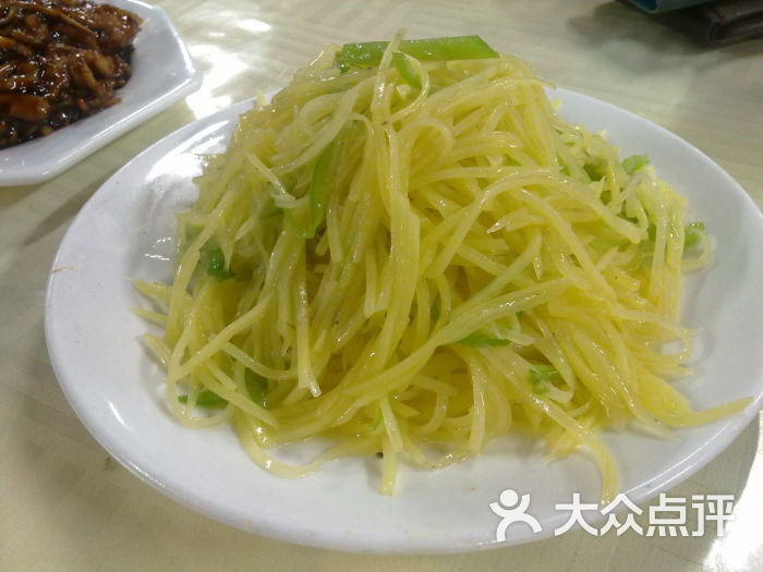 炒土豆丝的过程图 bBJUi_G5dOgK-tafgz3J41jpmty6QtVrT5D5FNoZI09g6j9t0CW1LrTJzdCeGhEmTYGVDmosZWTLal1WbWRW3A.jpg