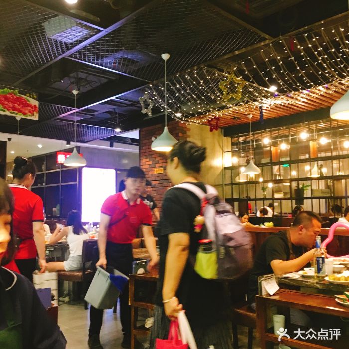 小糖人欢乐火锅(凯德广场.1818店)-图片-武汉美食