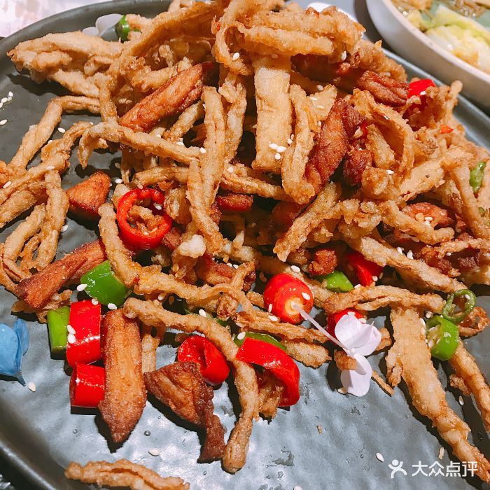茶树菇煸里脊