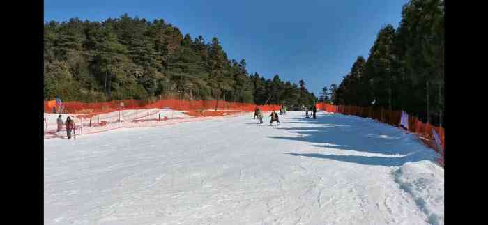 明月山滑雪场-"景区门票加缆车加滑雪套票298,初级.