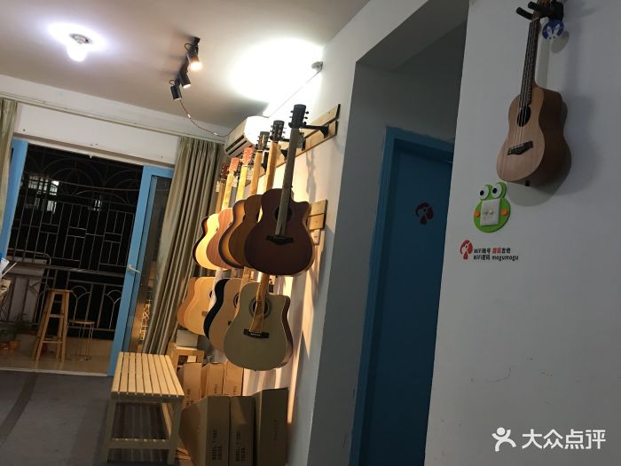蘑菇吉他培训琴行(南山店)教室环境图片