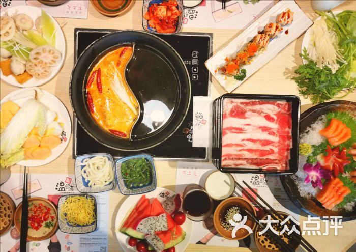 温野菜日本涮涮锅:服务员对待两桌服务态度还