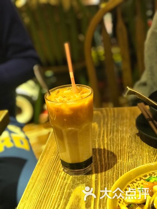新马茶餐厅(189弄购物中心店)三色奶茶图片 - 第5张