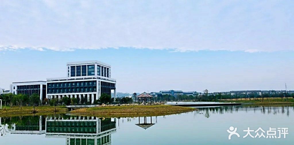 苏州科技大学(石湖校区)图片