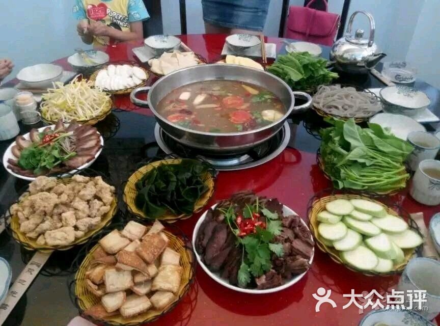 善尚驴肉火锅店驴肉滋补清汤锅图片 - 第2张