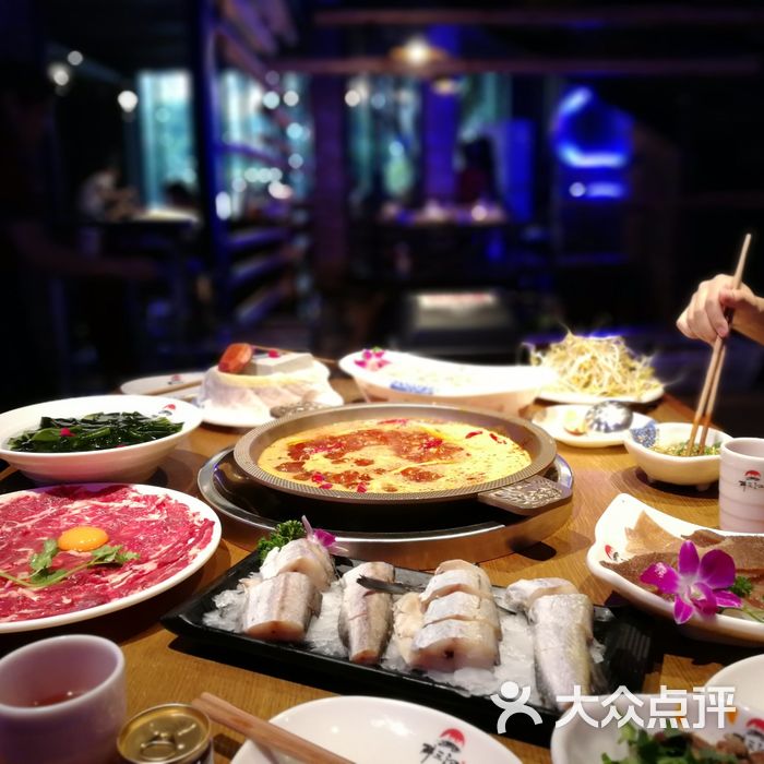 快乐牛牛1           勇哥_259737           吃肉肉的小仙女
