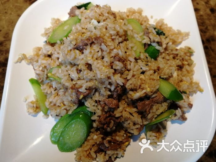 今年牛事·潮品全牛火锅(汇融天地店)芥兰牛肉炒饭图片 - 第17张