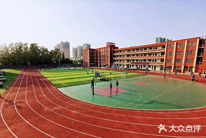 复兴中学图片