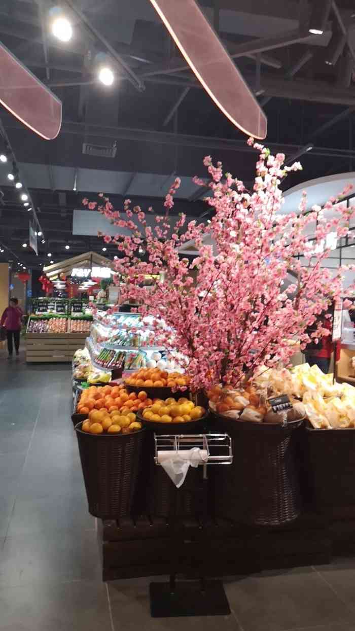 苏鲜生sufresh(南京清江店"苏宁易购超市换名字,因为苏宁集团和