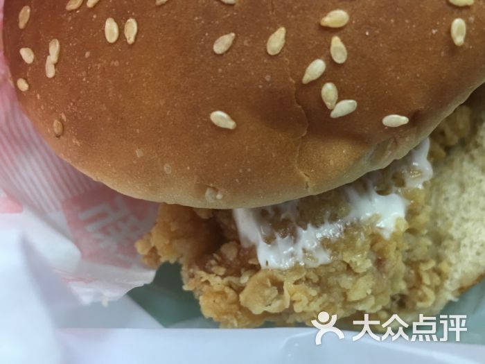 正新鸡排(光新店)香辣鸡排汉堡图片 - 第3张