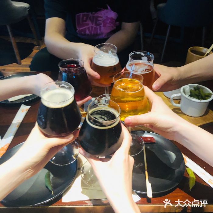 熊猫精酿啤酒厨房(北新桥店)我不喝啤酒苹果酒图片