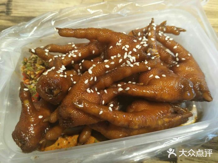 佳鲁(友谊阳光城店)凤爪图片