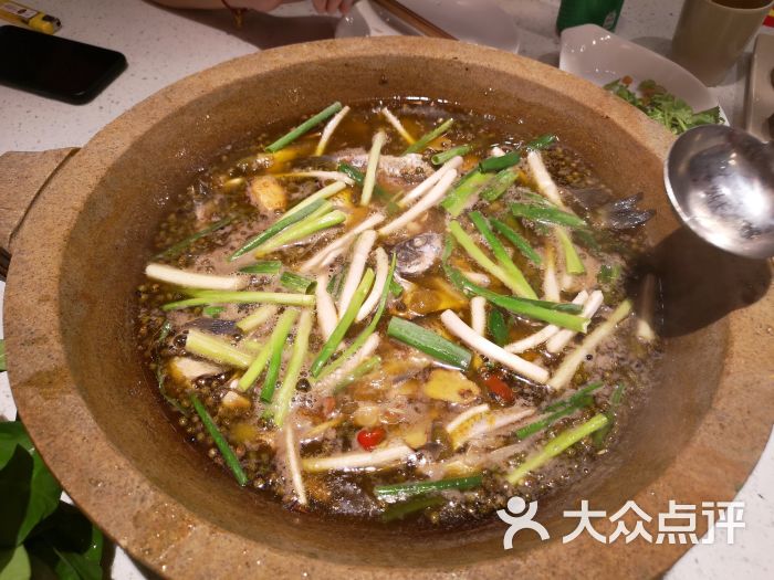 鑫珑村石锅土鲫鱼(洋河店)图片 第3张