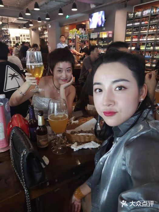 啤酒阿姨-图片-上海休闲娱乐-大众点评网