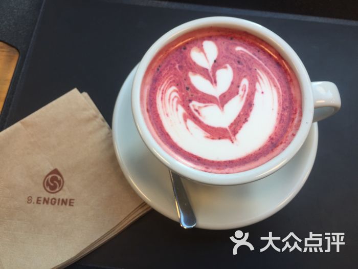 鹰集咖啡s.engine coffee红丝绒拿铁图片 第3张