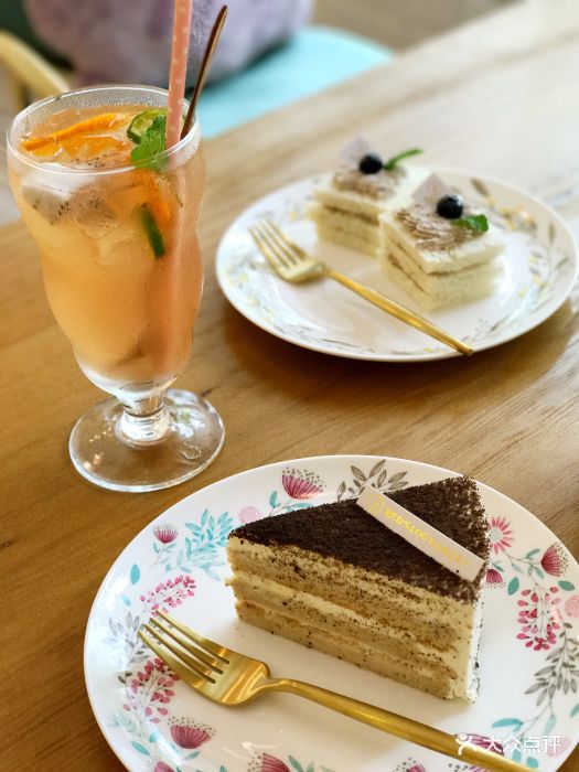 红鞋烘焙蛋糕·甜点·饮品咸奶油伯爵红茶切件,咸奶油吐司图片 第58