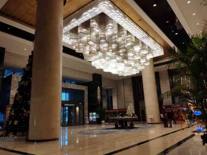 潍坊富力铂尔曼酒店-"来潍坊这边参加个行业峰会,会场和吃饭都安.