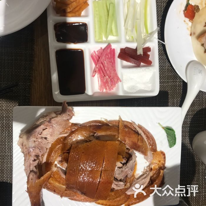 草窝烤鸭