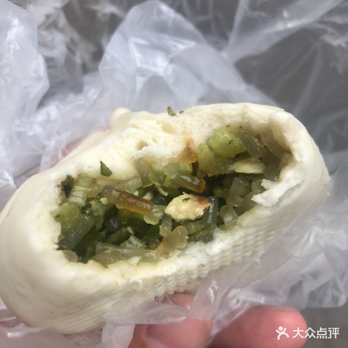 陈公包子(华能路店)芹菜素包图片 - 第9张