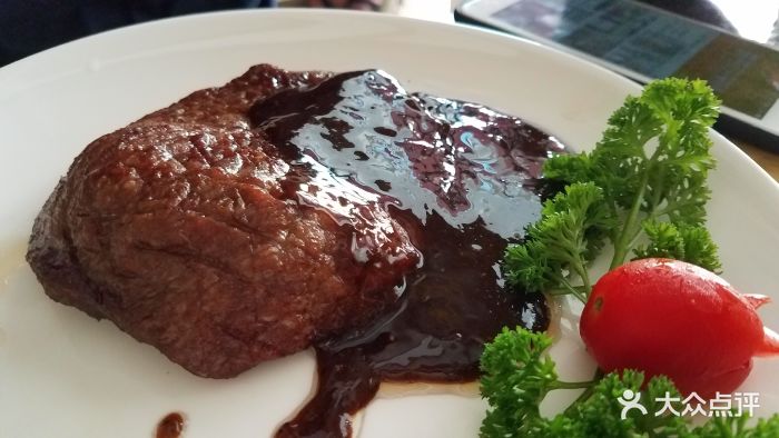 黑胡椒香草牛排