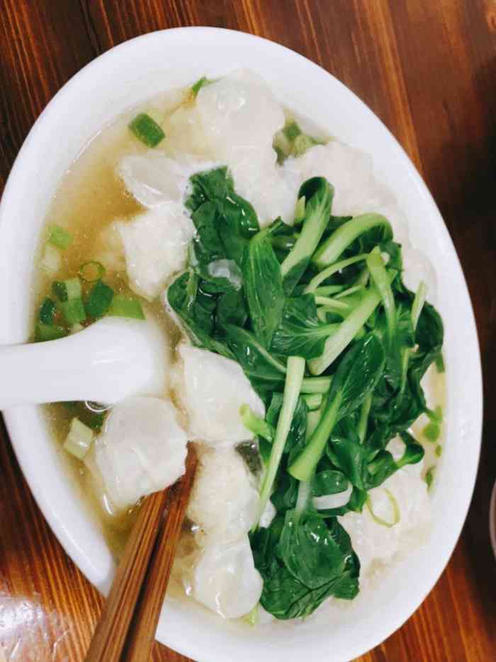 小江面条店(长江新村店"去新模范马路体检,正好来拔草.一直在点评.
