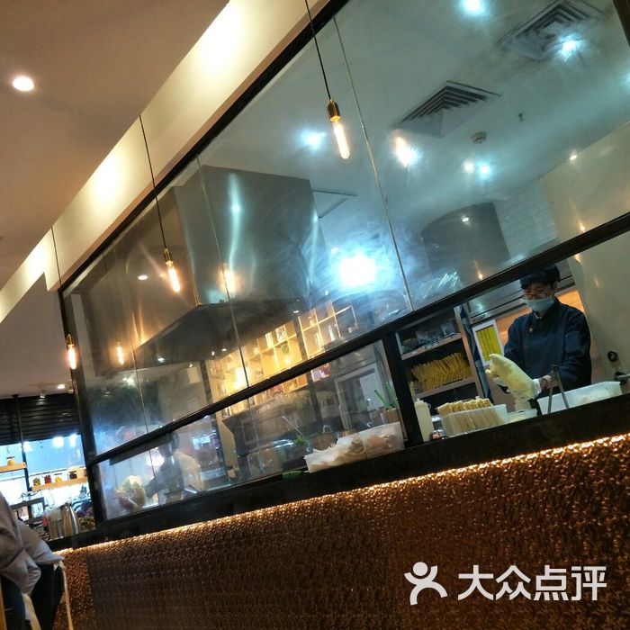 yes more要再来·部队火锅出餐口图片-北京韩国料理