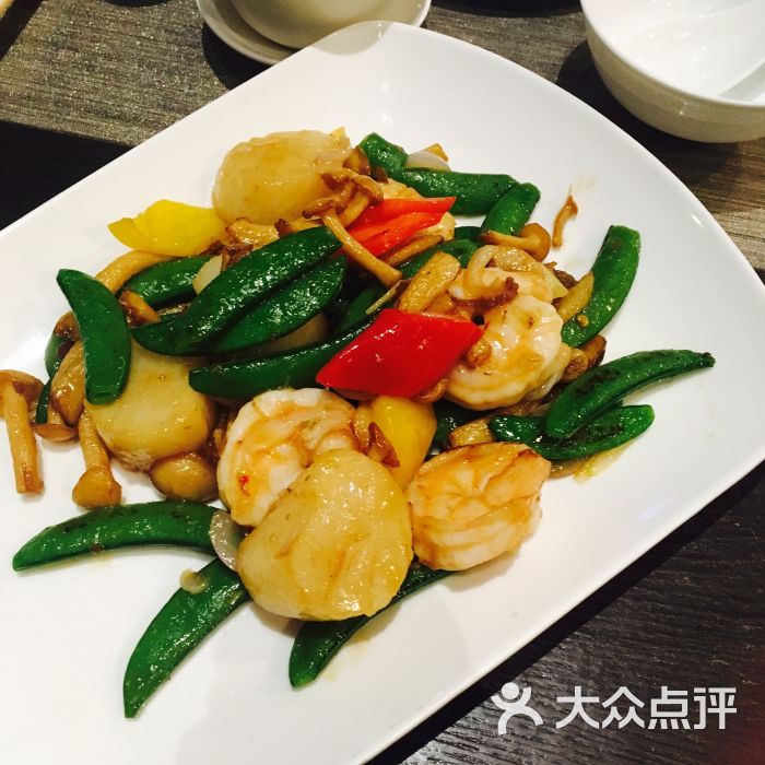 碧绿菌皇炒带子