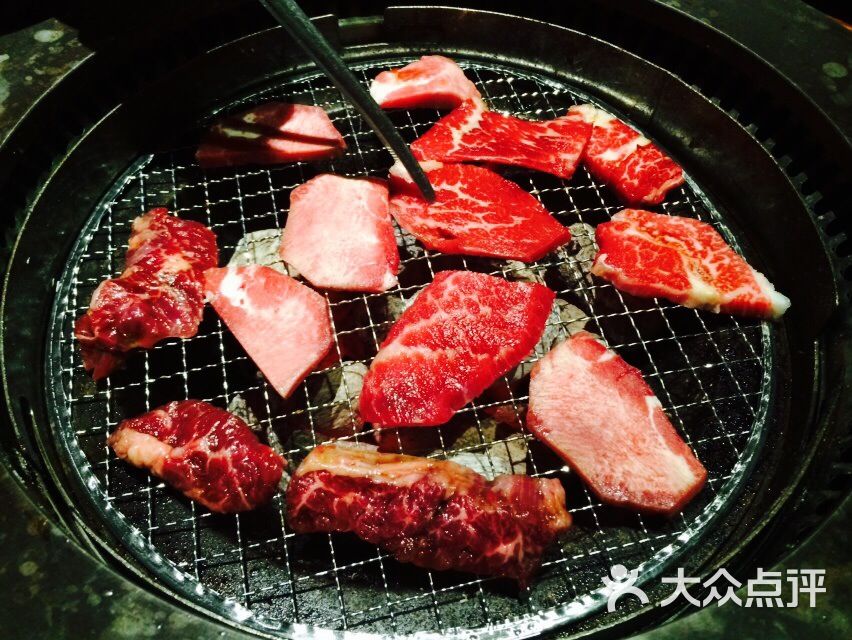 牛道日式料理炭火烤肉