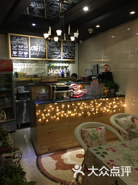 那间披萨屋一楼前台图片 - 第7305张