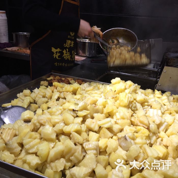 黄小嘉锅巴土豆