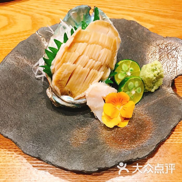 渔藤日本料理鲍鱼刺身图片-北京日本料理-大众点评网