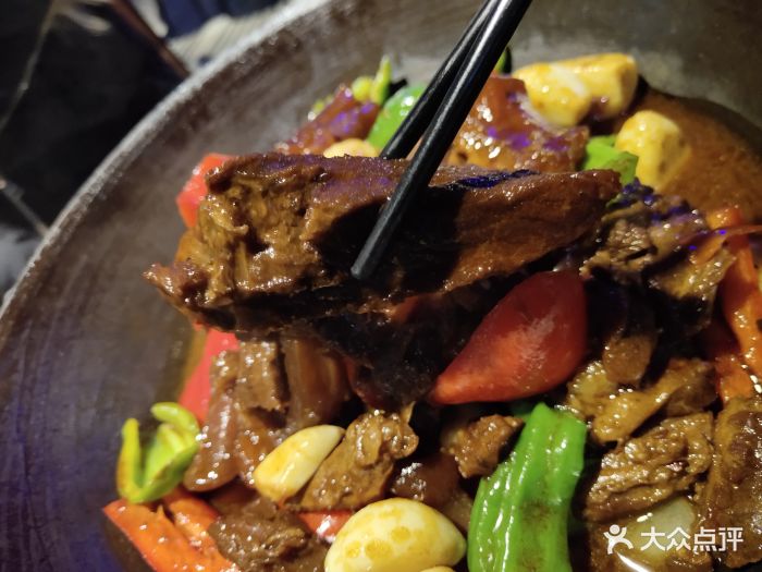 吊锅牛腩筋