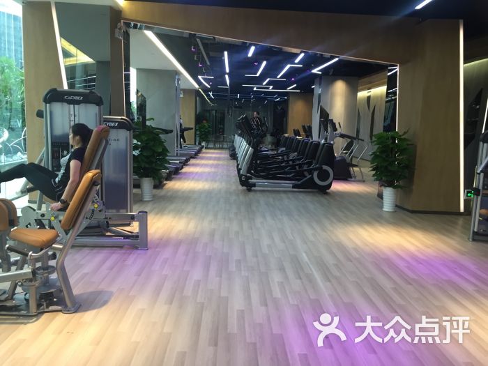 万菱汇威克健身房上传的图片