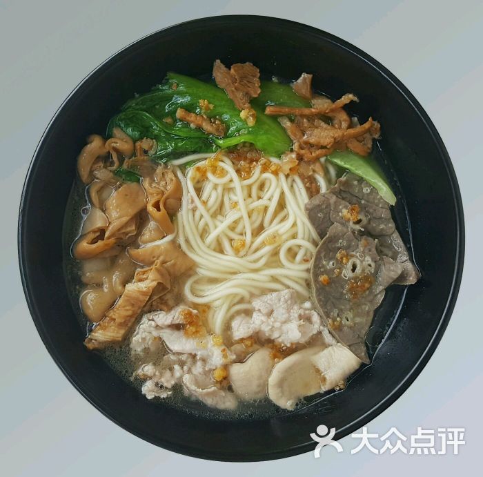 好 潮汕特色健康绿色轻食~高汤猪杂面汤