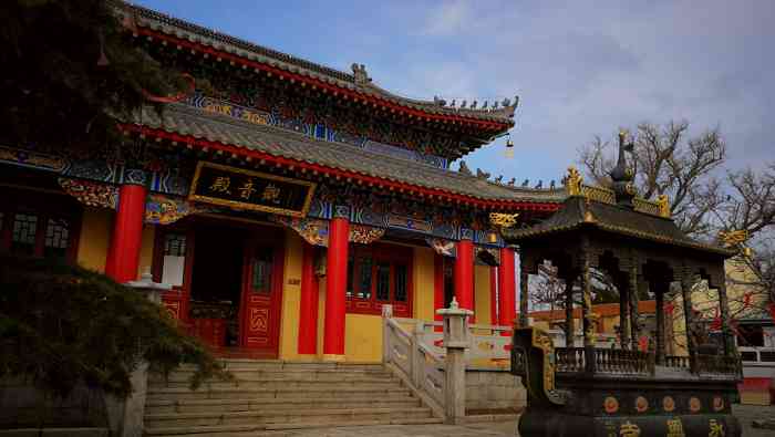 永兴寺在大连营城子镇传说有一棵千年古树银杏树去了两三次没有进去