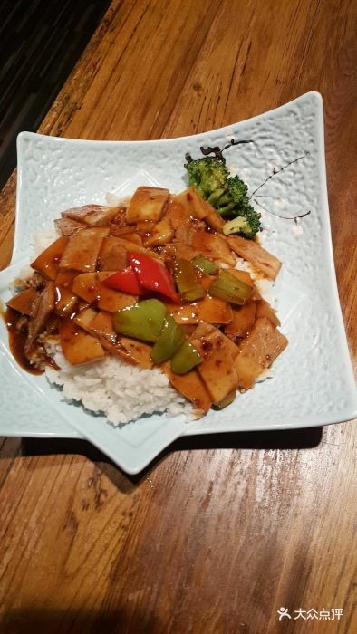 小炒肉盖浇饭