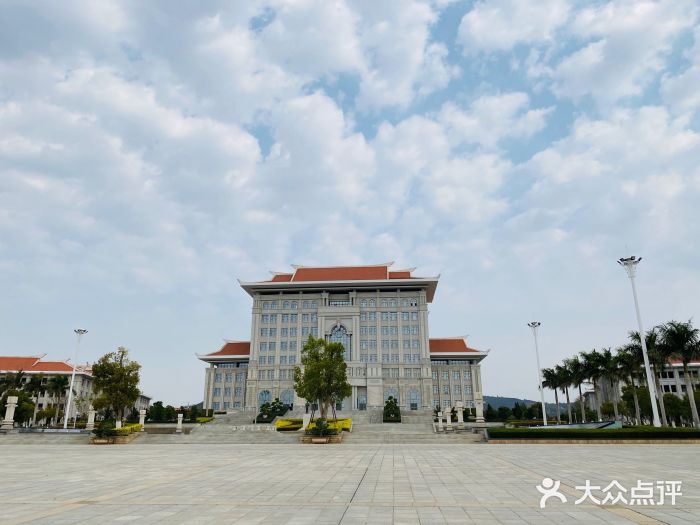 厦门大学翔安校区图书馆图片