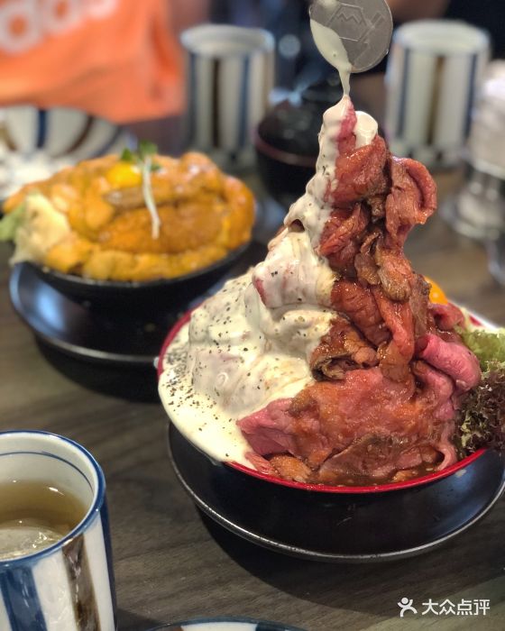 去打针的没有啥行李包包然后…下飞机就去立