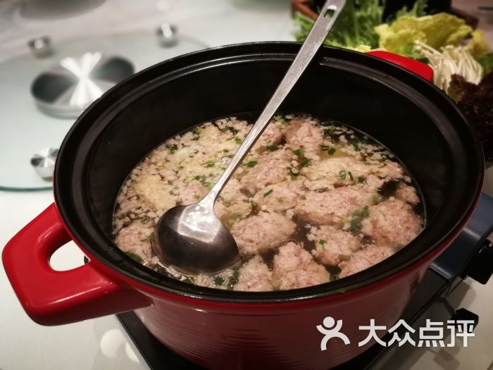 特色肉丸涮涮锅