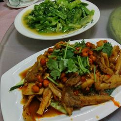 万州特色美食德信体育有哪些？ 万州特色美食能送人的？