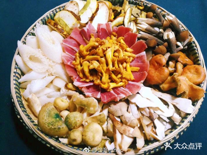 野生菌拼盘
