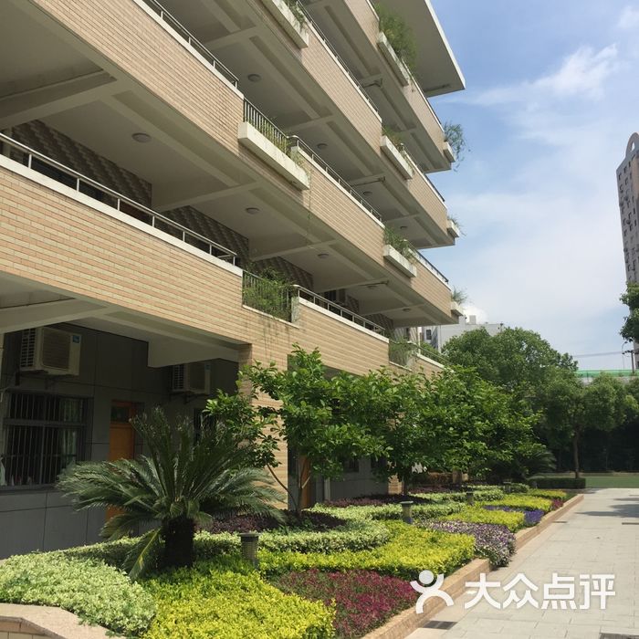 广中路小学