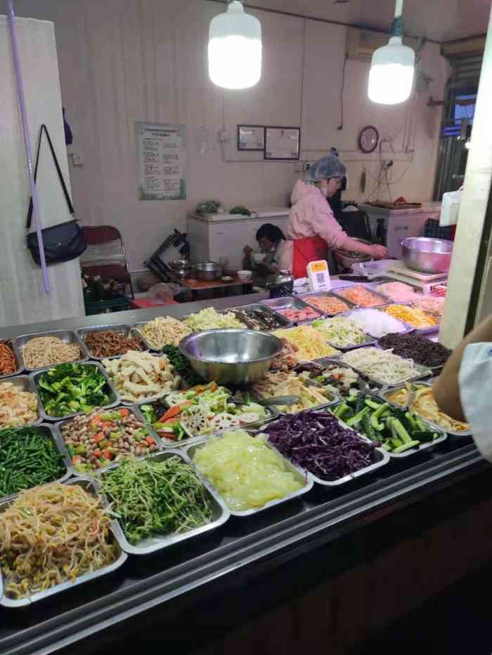 小张凉拌菜(王串场五号路店)-"夏懒得做饭,就来菜市场