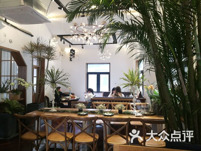 小筑里·神秘浪漫花园餐厅-环境图片-杭州美食-大众点评网