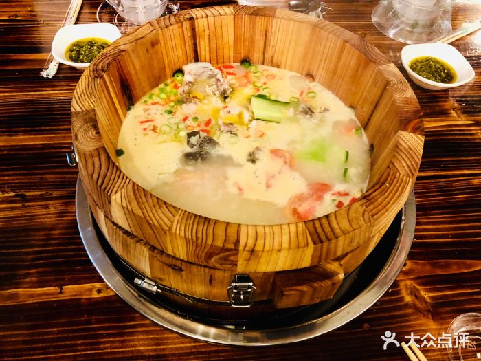 雅安张记木桶鱼图片 第1张