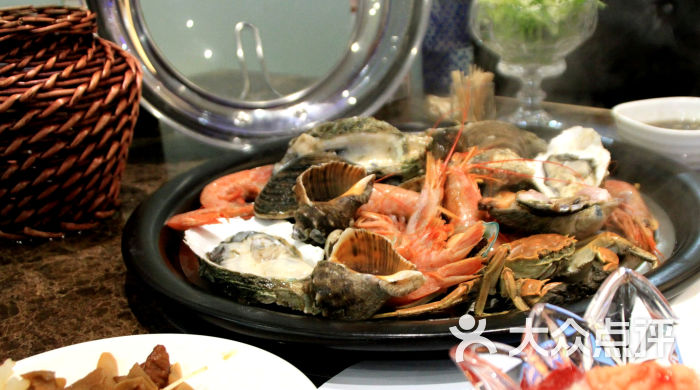 撩鲜儿蒸汽海鲜自助餐厅-整锅的蒸海鲜图片-北京美食-大众点评网