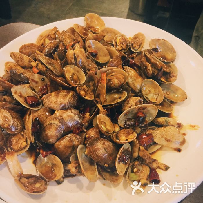 威海银滩渔家菜41号-辣炒蛤蜊图片