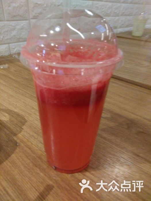 投以木瓜:百香果橙子梨汁挺好喝的 但.北京美食