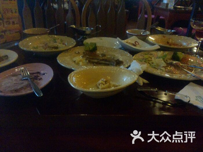 杯盘狼藉的意思 大众点评
