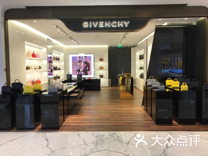 givenchy(北京skp店)店铺环境图片 - 第3张